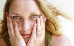 Femme victime de violences conjugales