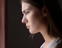 Femme pensive