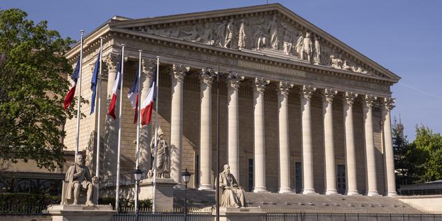 La façade de l'assemblée nationale